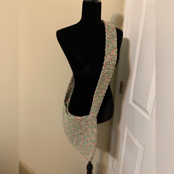 Crossbody Bag, handmade,
crocheted - Picture 6 of 15